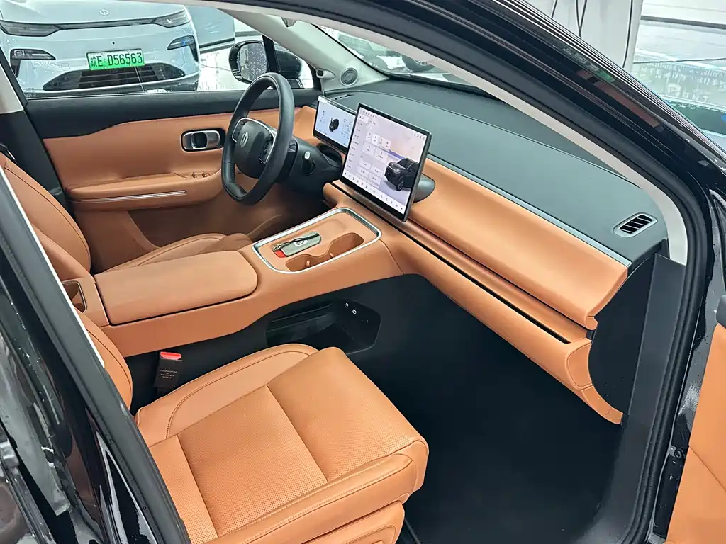 Leapmotor C16 2026 280 6 мест