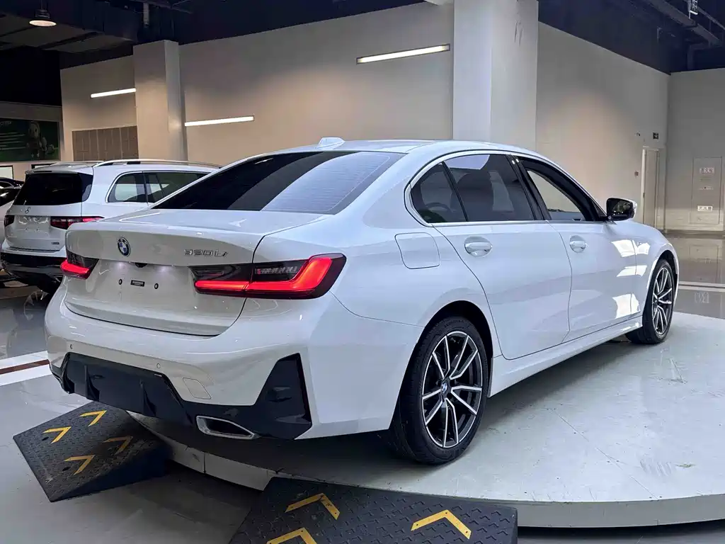 BMW 3 Series 3 2023 320Li M Sport