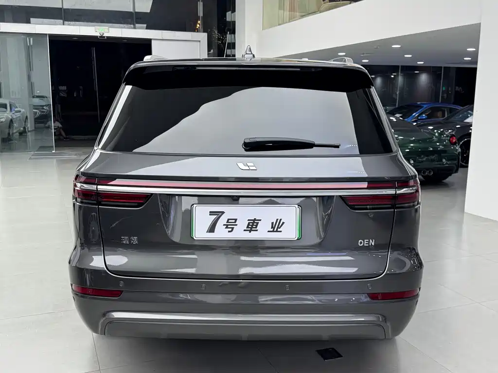 Li Auto Li ONE — миниатюра 7
