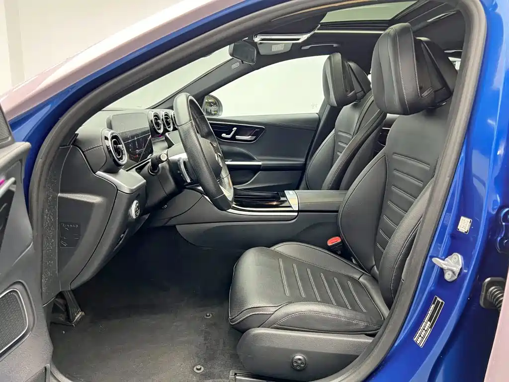 Mercedes-Benz C-Class — миниатюра 14