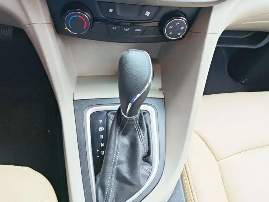 Buick Excelle — миниатюра 16