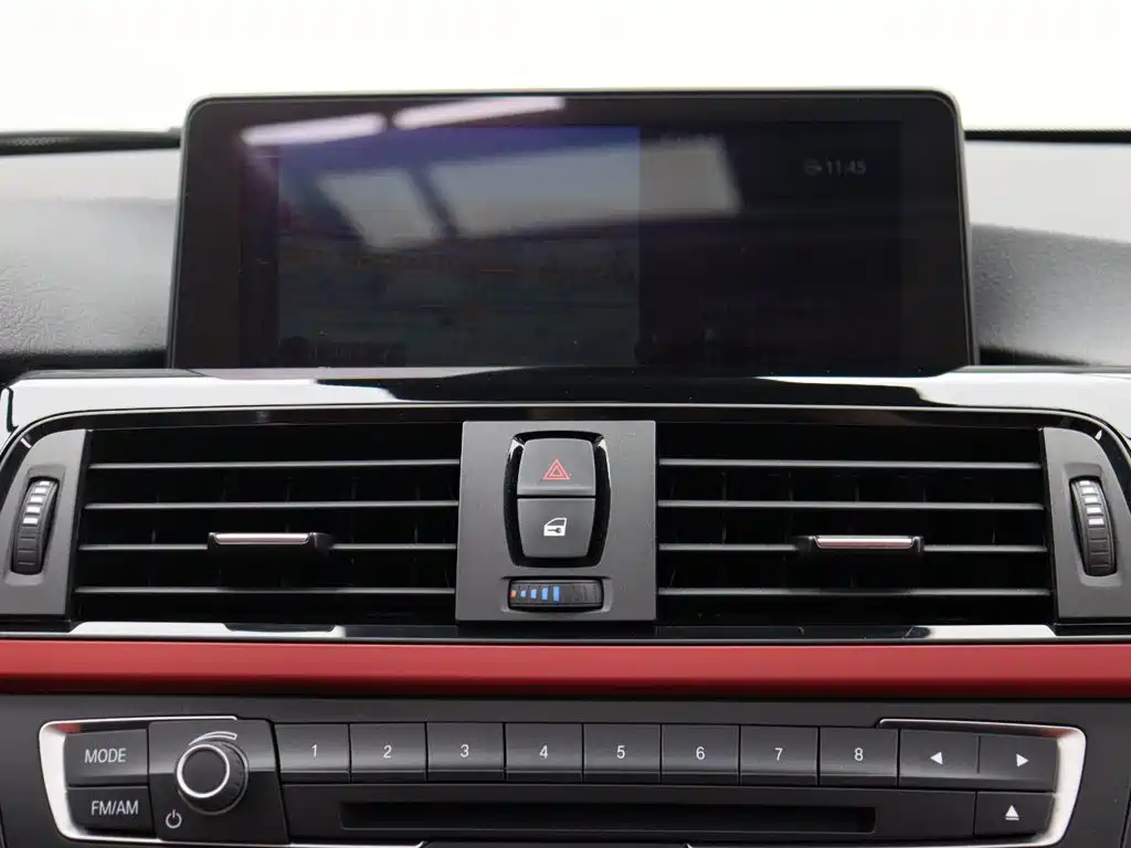 BMW 3 Series — миниатюра 16