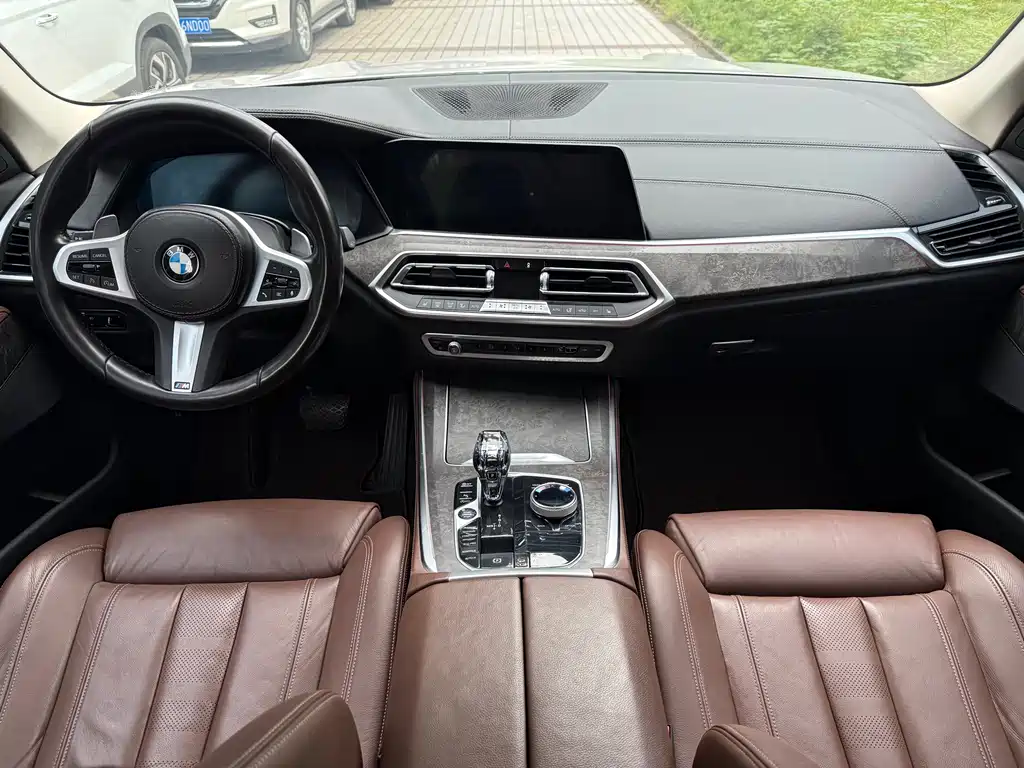 BMW X5 (Import) — миниатюра 9