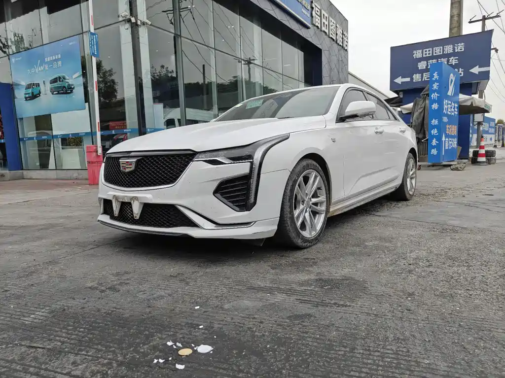 Cadillac CT4 2020