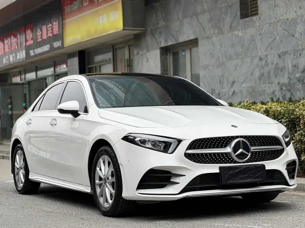 MERCEDES-BENZ A CLASS