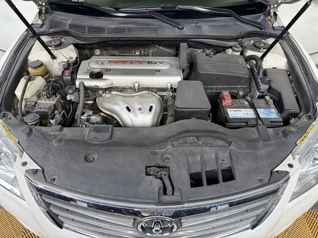 Toyota Camry — миниатюра 33