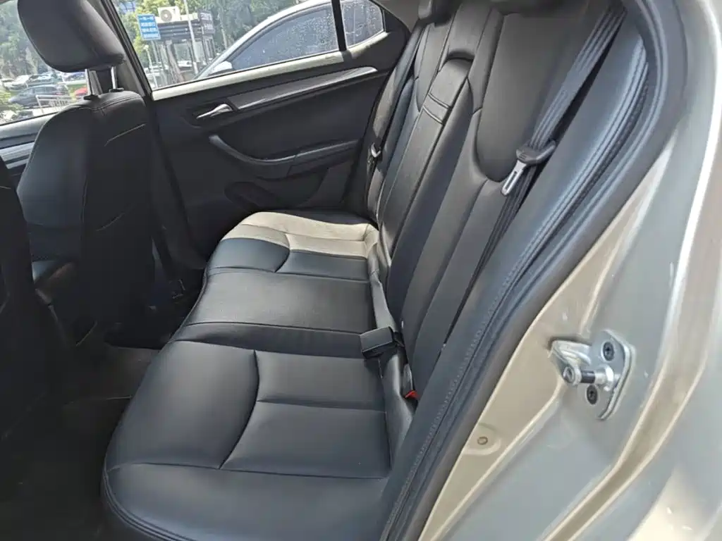 Roewe 360 — миниатюра 17