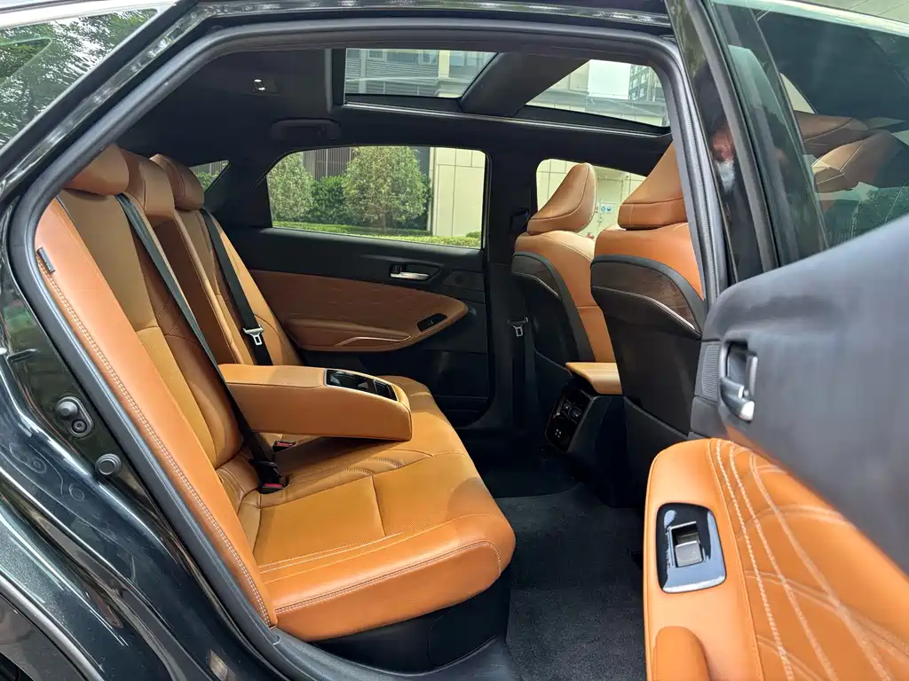Toyota Avalon — миниатюра 12