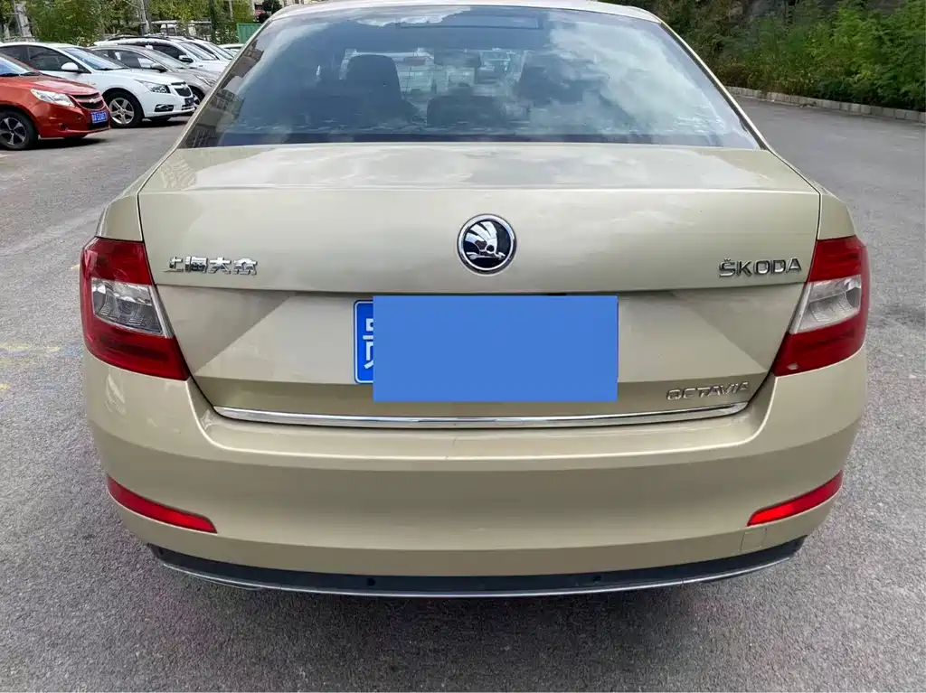 Skoda Octavia — миниатюра 9