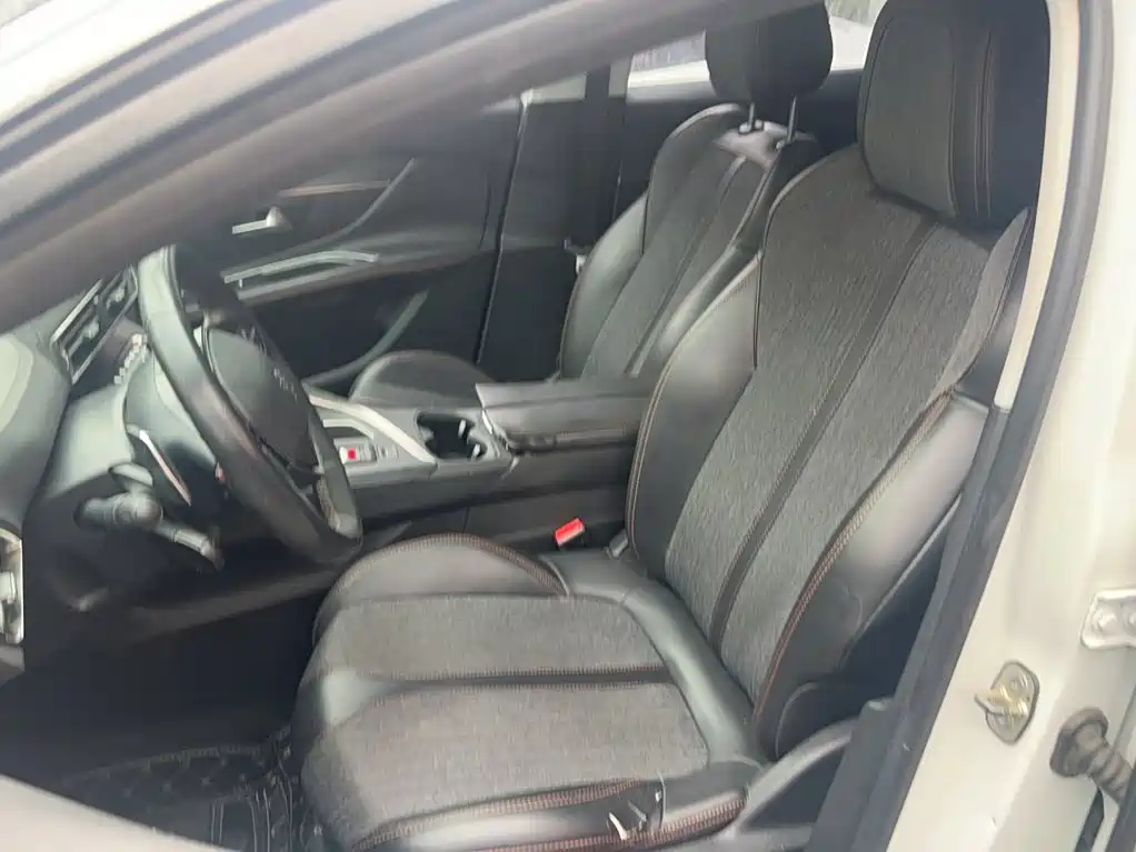 Peugeot 4008 — миниатюра 13