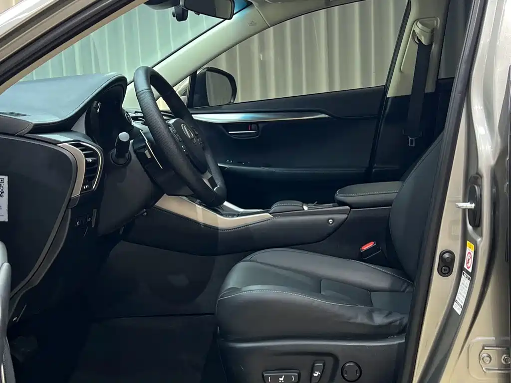 Lexus NX — миниатюра 7