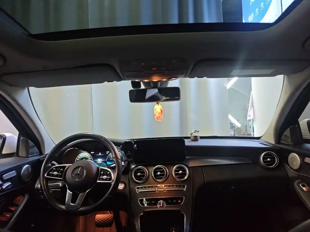 Mercedes-Benz C-Class (Import) — миниатюра 14