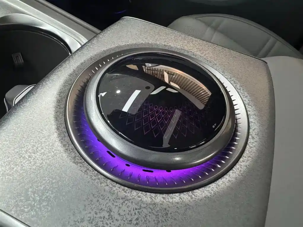 Hongqi HONGQI TIANGONG 08