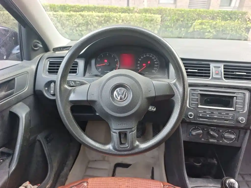 Volkswagen Santana — миниатюра 11