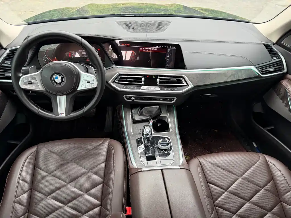 BMW X5 2022 xDrive 30Li M Sport
