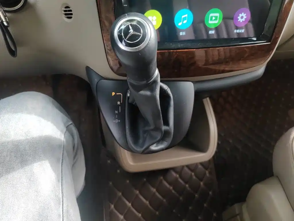 Mercedes-Benz Viano — миниатюра 10