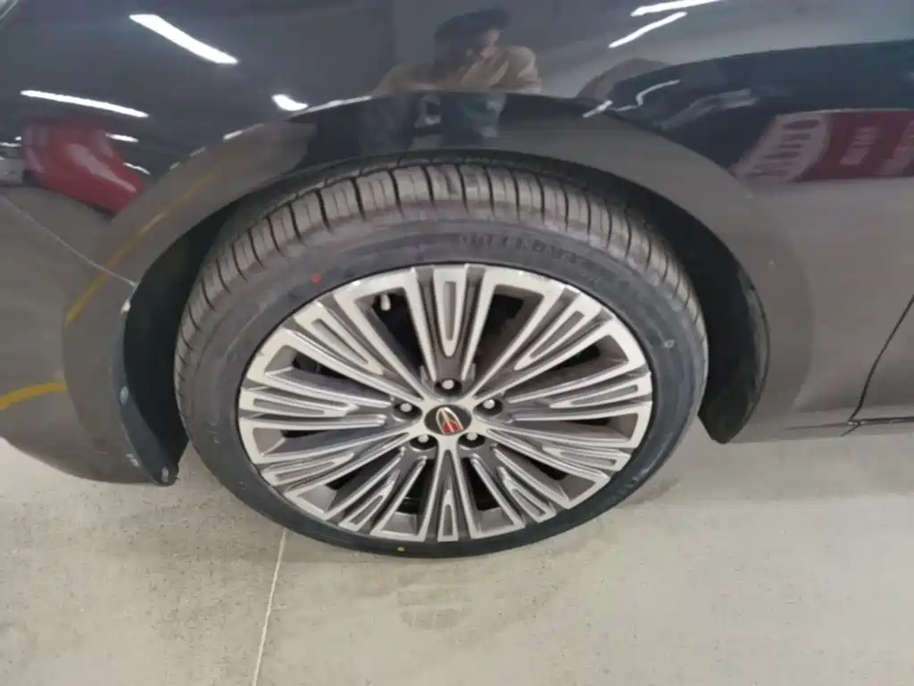 Hongqi Hongqi H5 — миниатюра 23