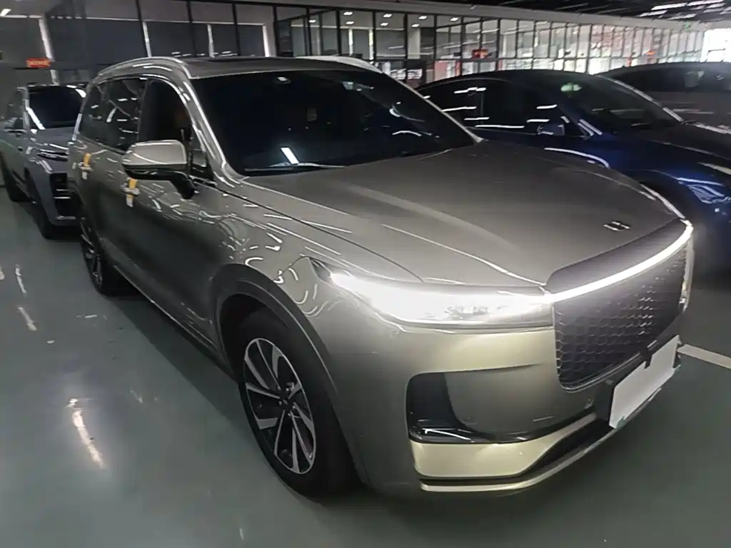 Li Auto Li ONE — миниатюра 4