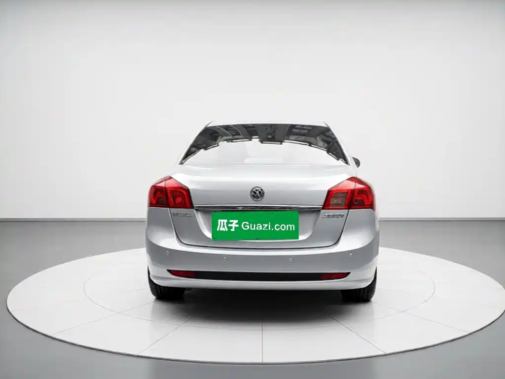 Buick Excelle — миниатюра 3