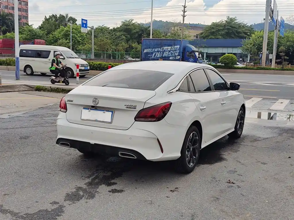MG 5 2023 300TGI DCT