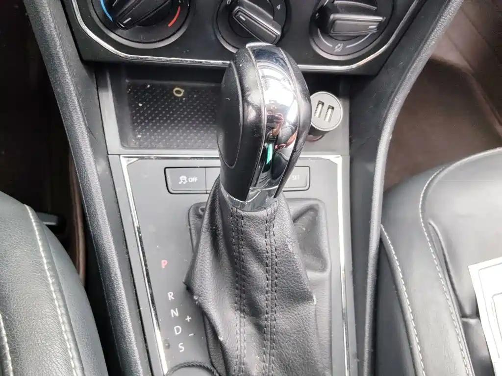 Volkswagen Lavida — миниатюра 15