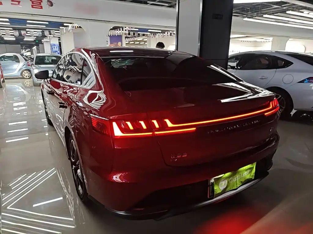 BYD Han — миниатюра 5
