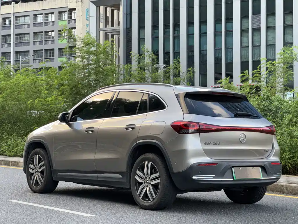 Mercedes-Benz EQA — миниатюра 12
