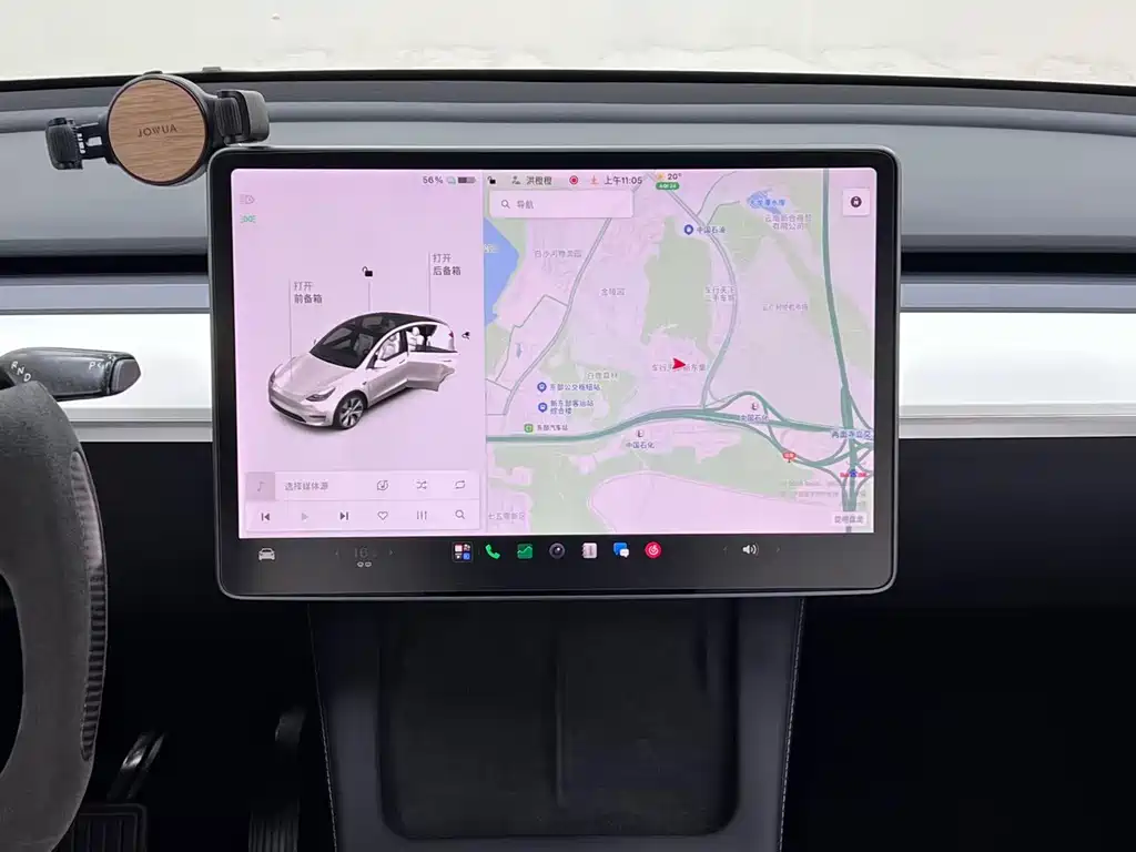 Tesla Model Y — миниатюра 15