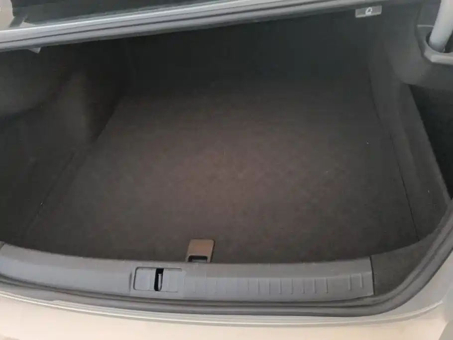 Volkswagen Magotan — миниатюра 4