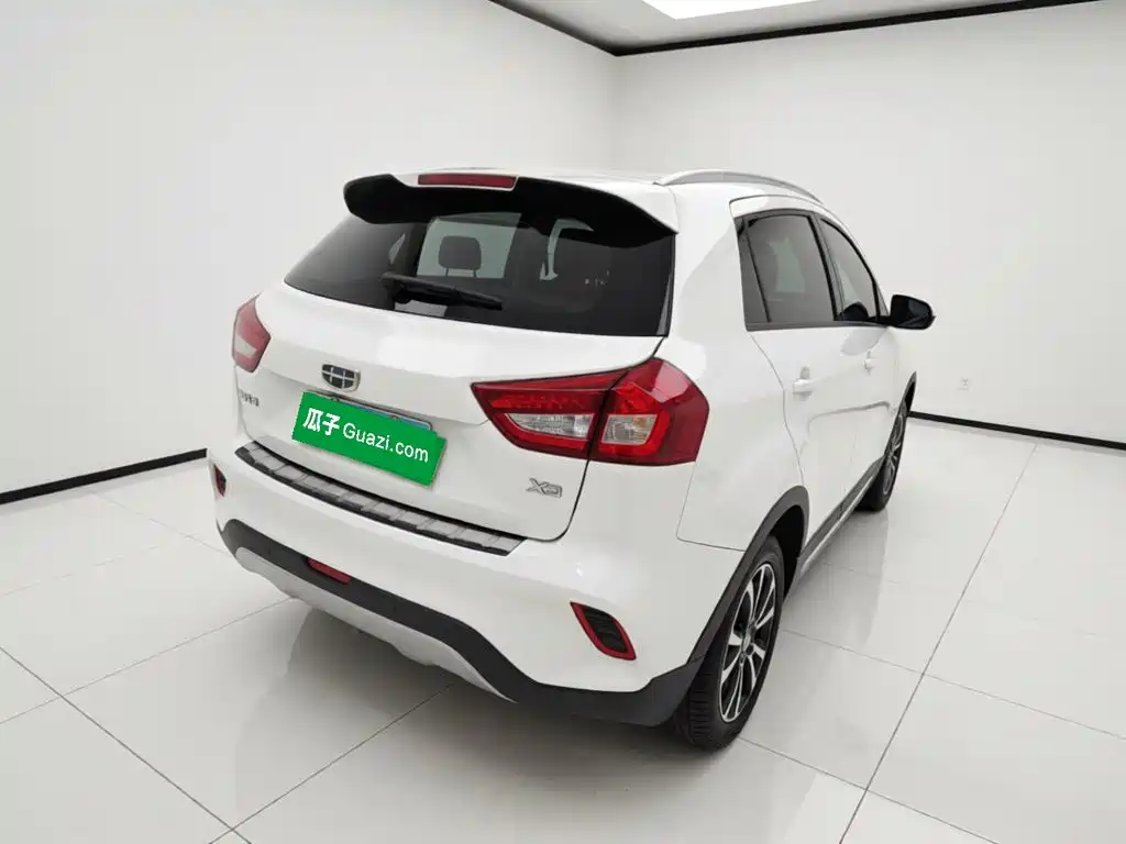 Geely Vision X3 — миниатюра 4