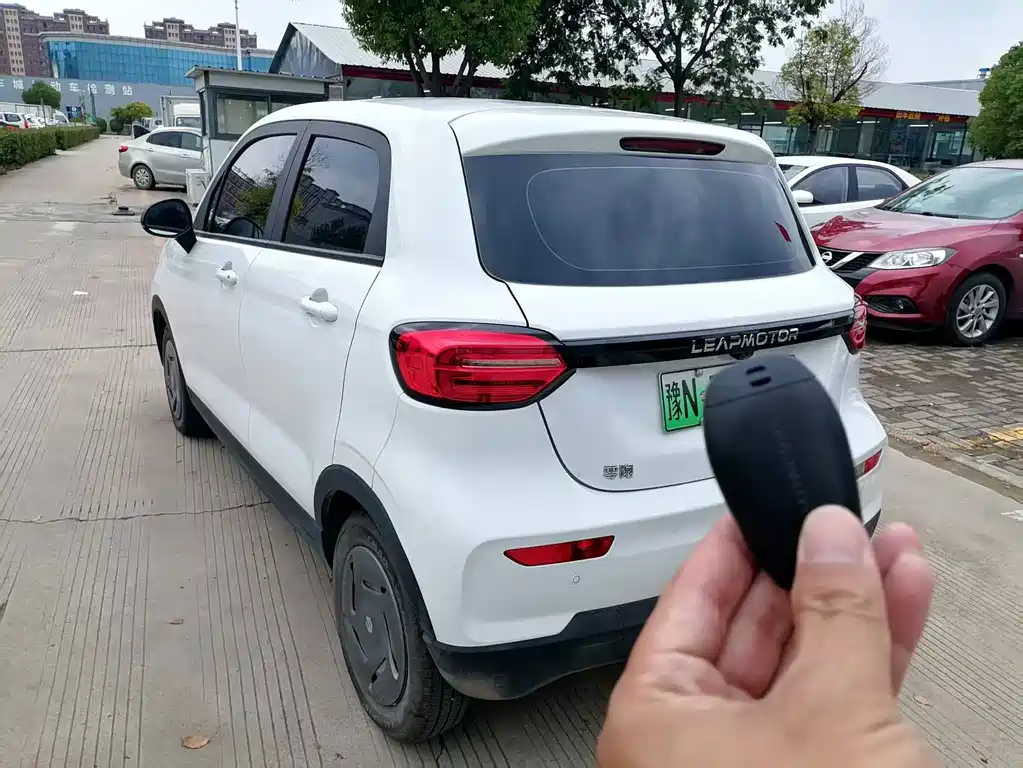 Leapmotor Leapmotor T03 — миниатюра 5