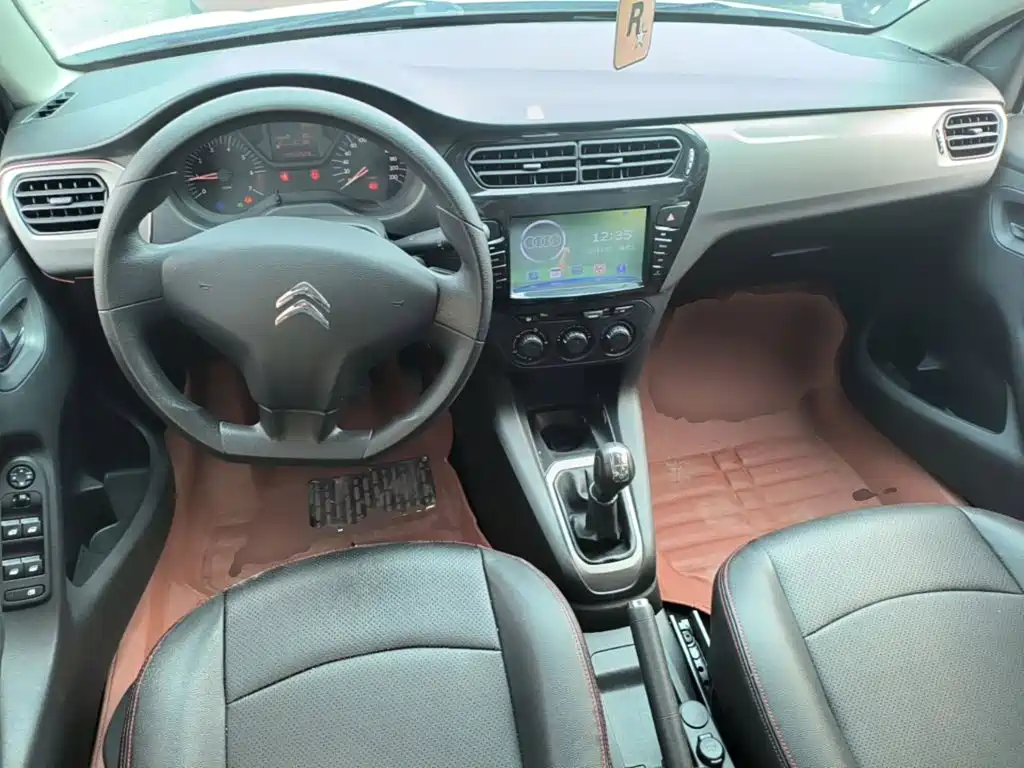 Citroen Elysee — миниатюра 10