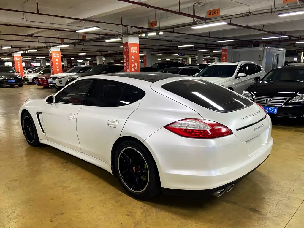 Porsche Panamera — миниатюра 6