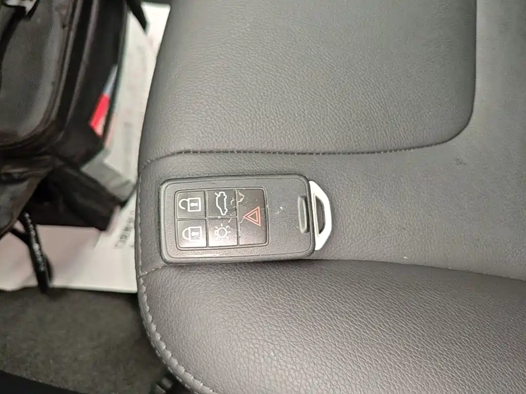 Volvo S60 — миниатюра 9