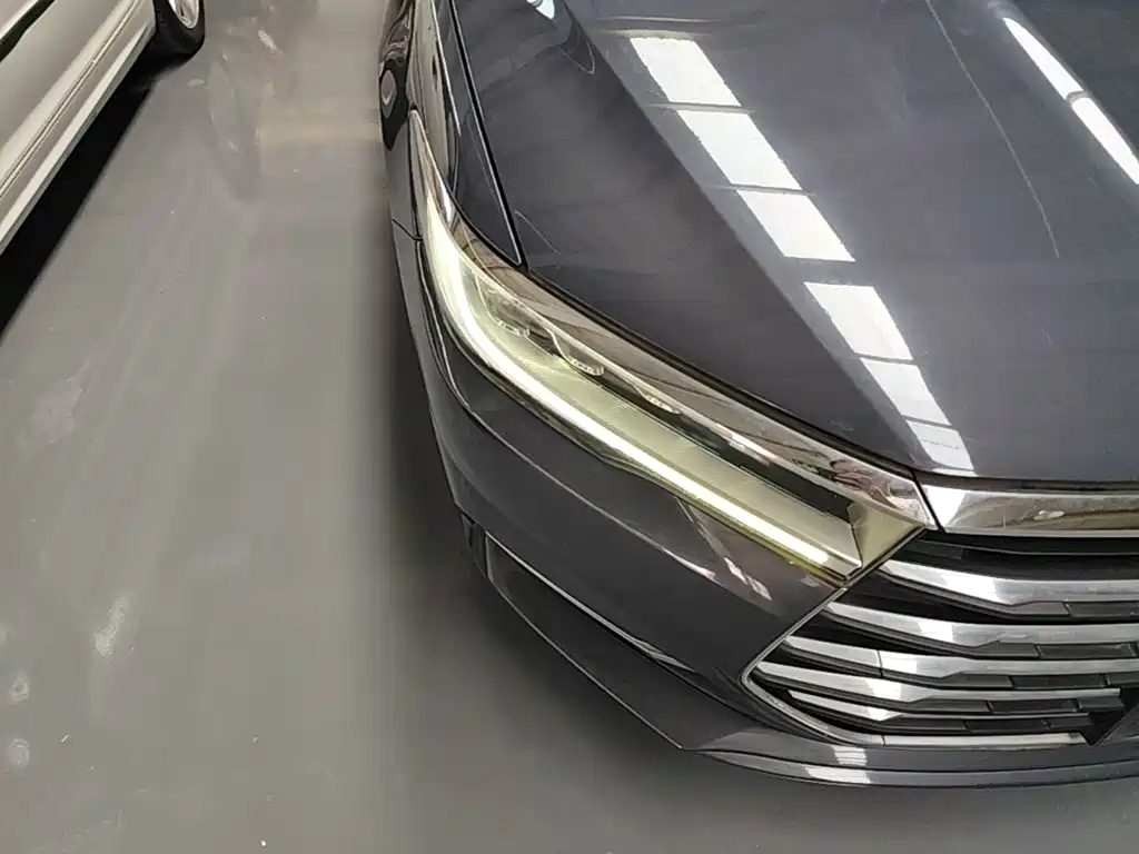 BYD Qin — миниатюра 13