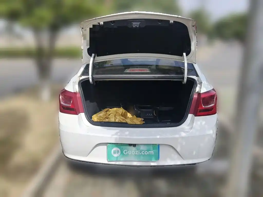 Chevrolet Cruze — миниатюра 20