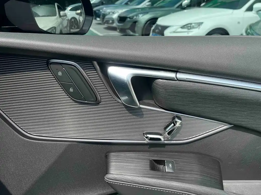 Buick LaCrosse — миниатюра 12