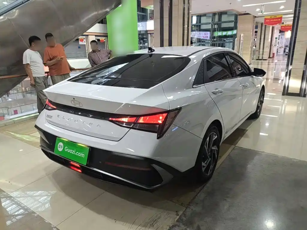 Hyundai Elantra 2023 1.5L CVT GLX Elite