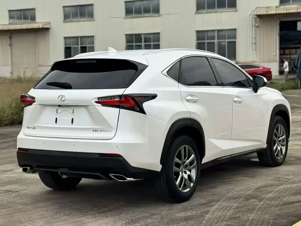 Lexus NX — миниатюра 7
