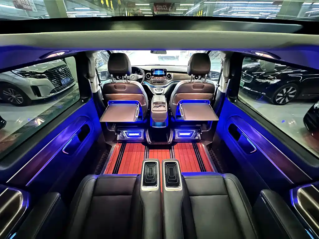 MERCEDES-BENZ V CLASS