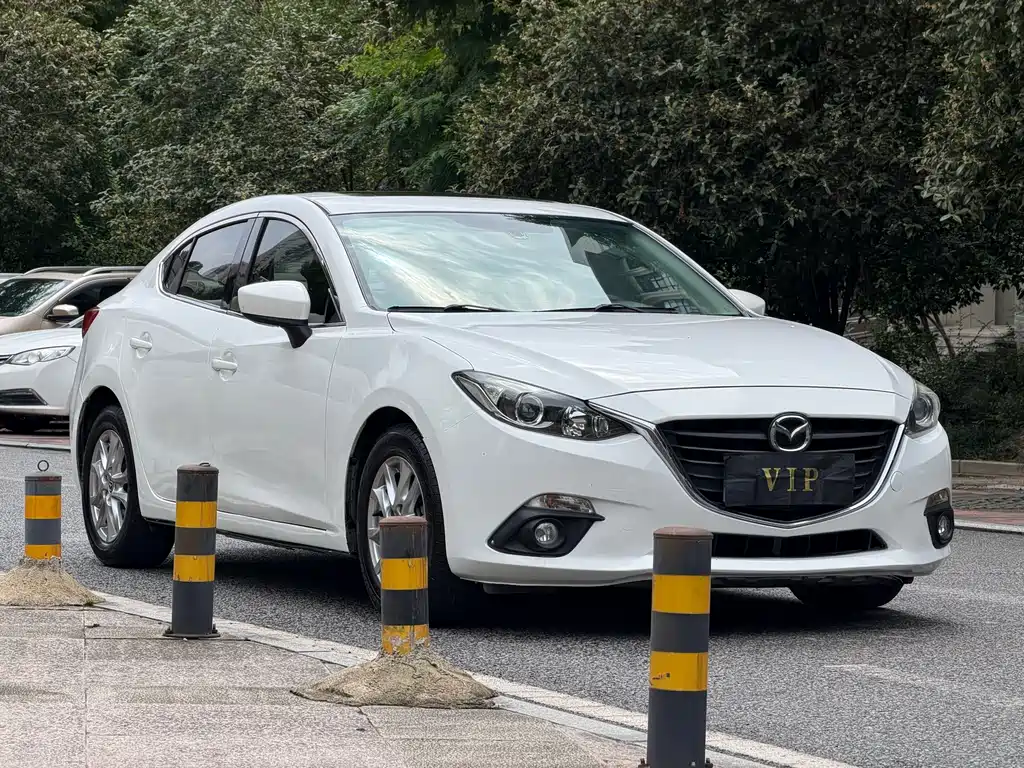 Mazda 3 Axela — миниатюра 2