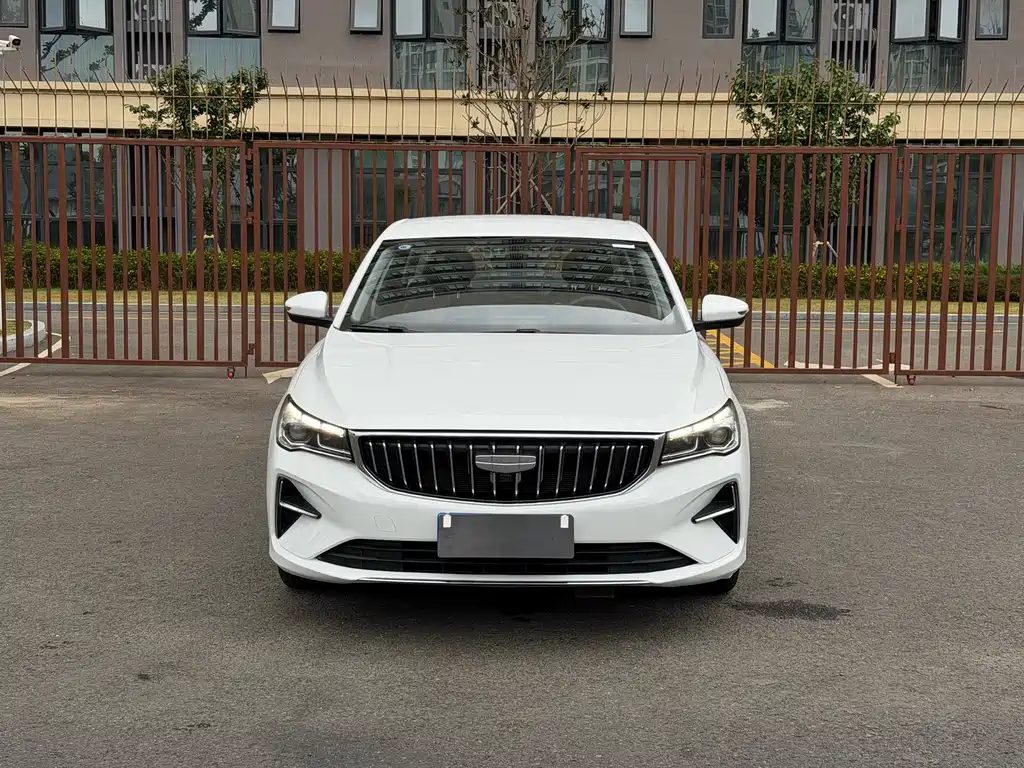 Geely Emgrand — миниатюра 2
