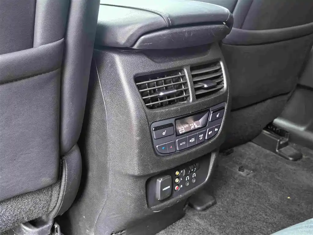 Acura MDX — миниатюра 18