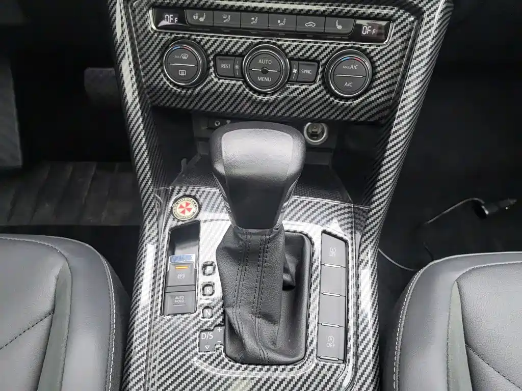 Volkswagen Tiguan L — миниатюра 13