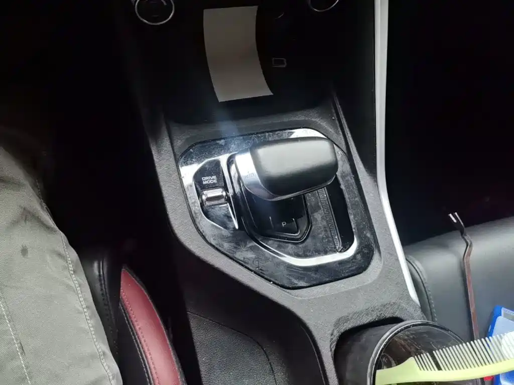 Geely Binyue — миниатюра 14