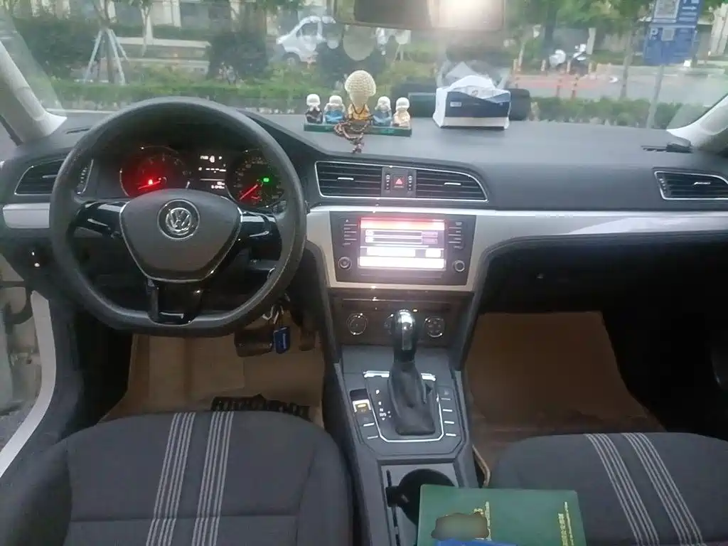 Volkswagen Lamando — миниатюра 10