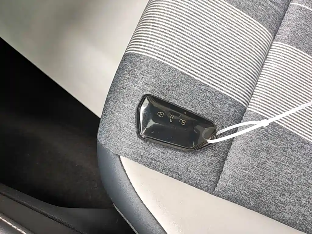 Volkswagen ID.4 Crozz — миниатюра 9
