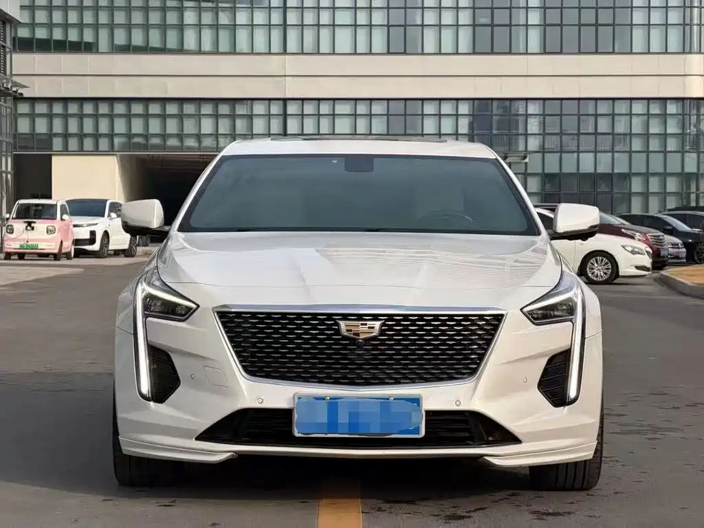 CADILLAC CT6