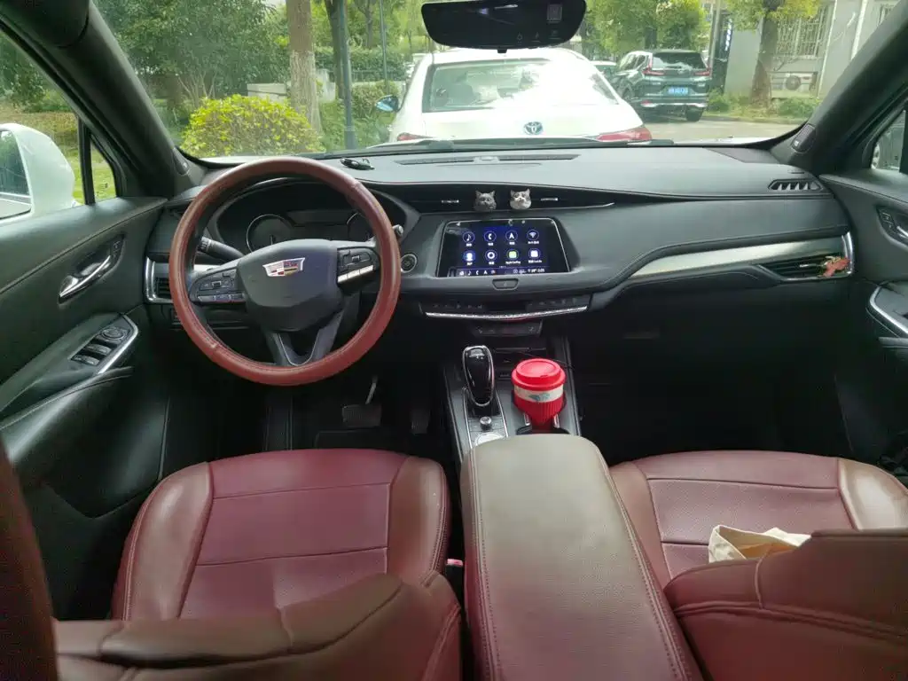 Cadillac XT4 — миниатюра 10