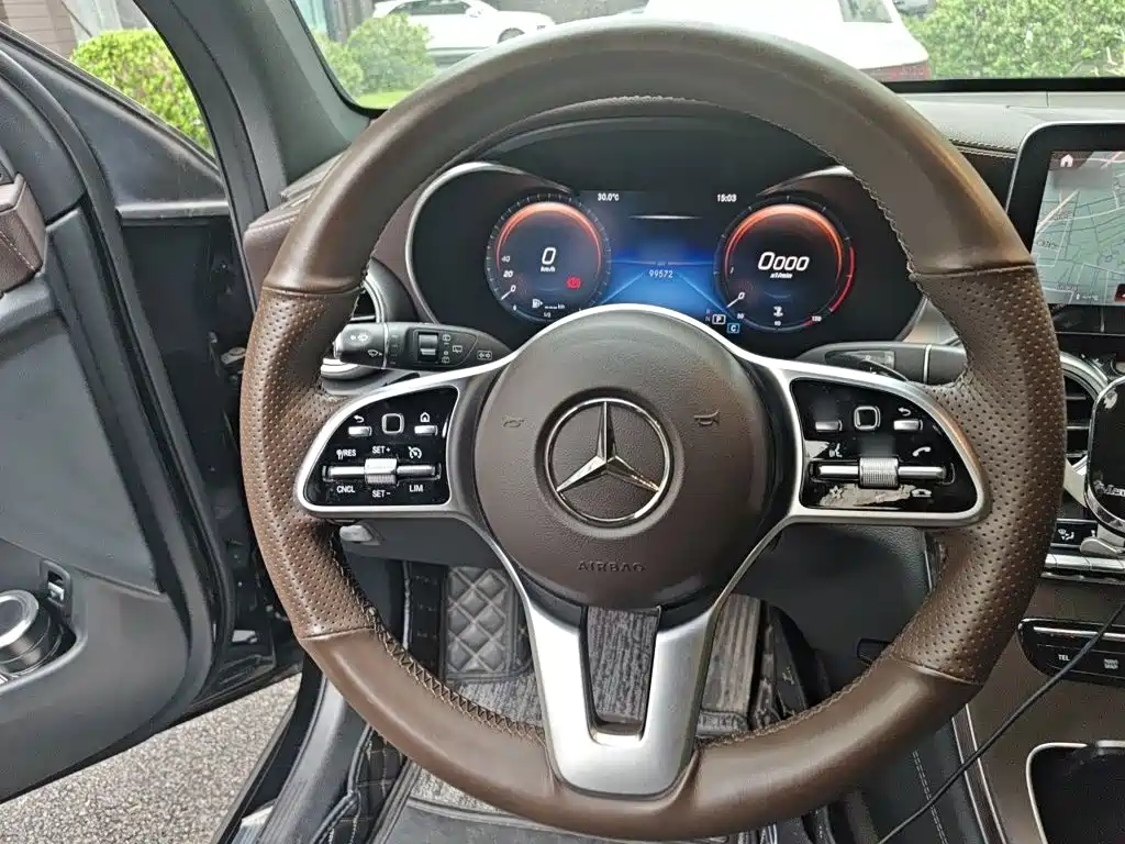 Mercedes-Benz GLC — миниатюра 11